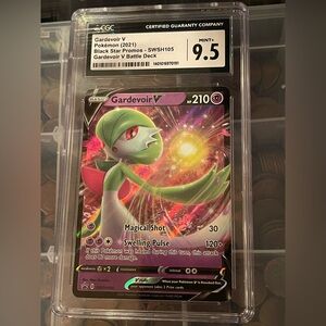 Pokemon Gardevoir V Trading Card - Green and Purple